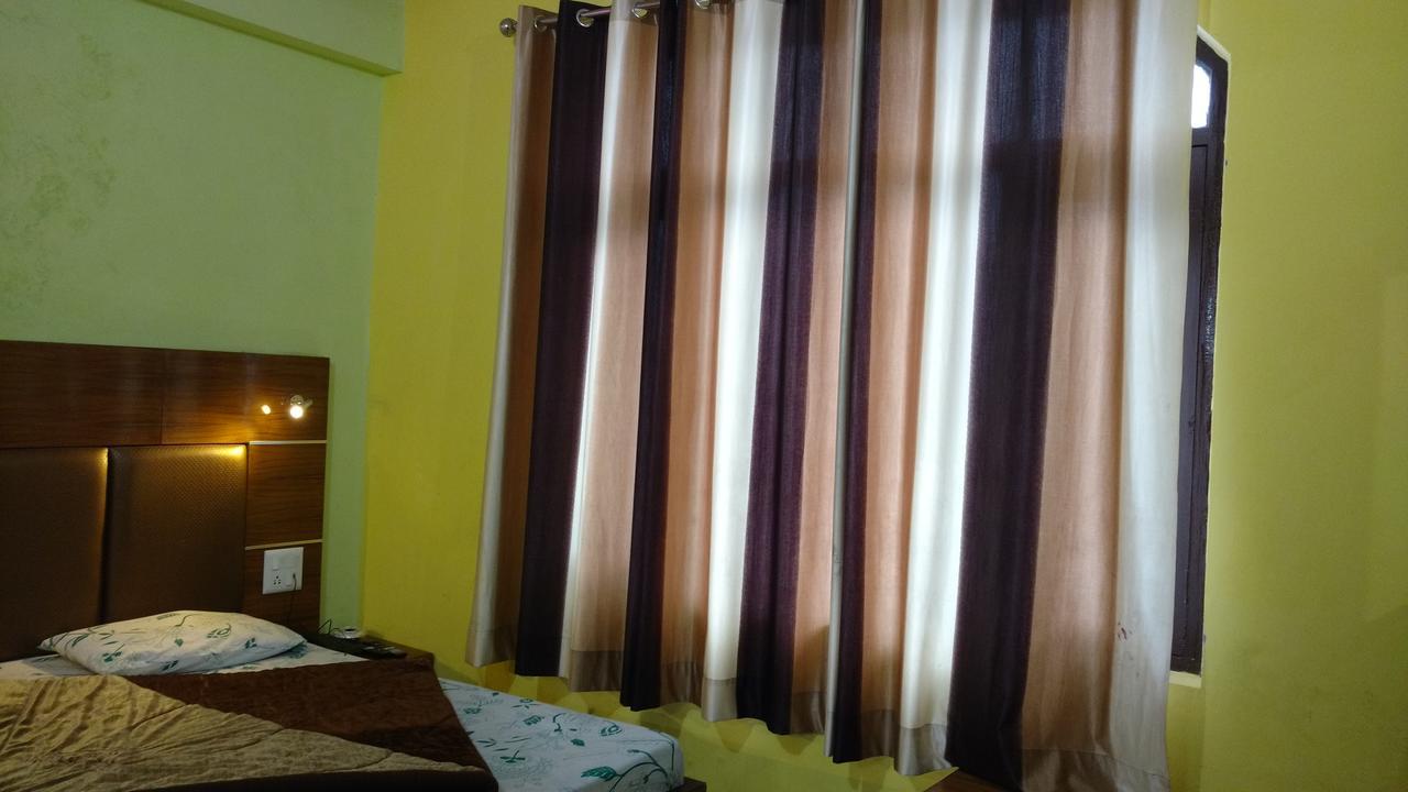 Joshīmath Hotel Brahma Kamal מראה חיצוני תמונה